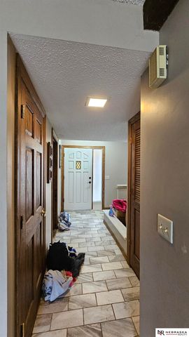14830 Paul Plaza, Omaha, NE 68154