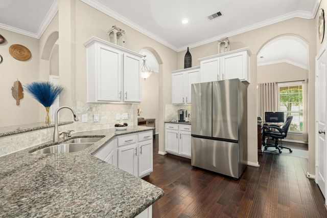 18732 Laurel Hills Drive, New Caney, TX 77357