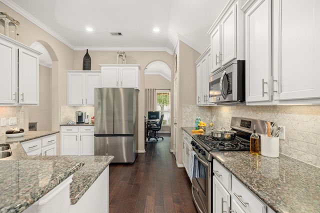 18732 Laurel Hills Drive, New Caney, TX 77357