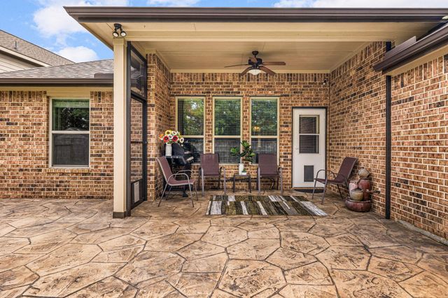 18732 Laurel Hills Drive, New Caney, TX 77357