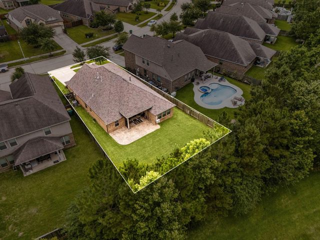 18732 Laurel Hills Drive, New Caney, TX 77357