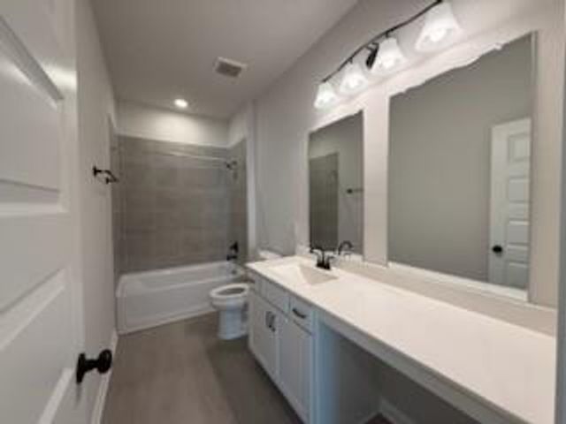 10915 Amador Peak Drive, Iowa Colony, TX 77583