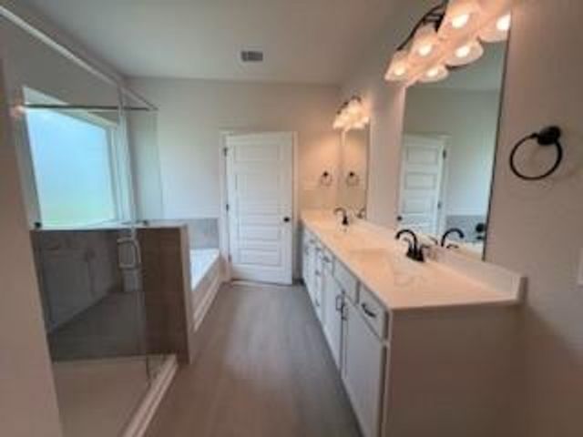 10915 Amador Peak Drive, Iowa Colony, TX 77583