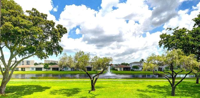 14723 Cumberland Drive 205, Delray Beach, FL 33446