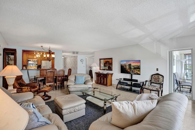 4770 NW 21st Street 306, Lauderhill, FL 33313