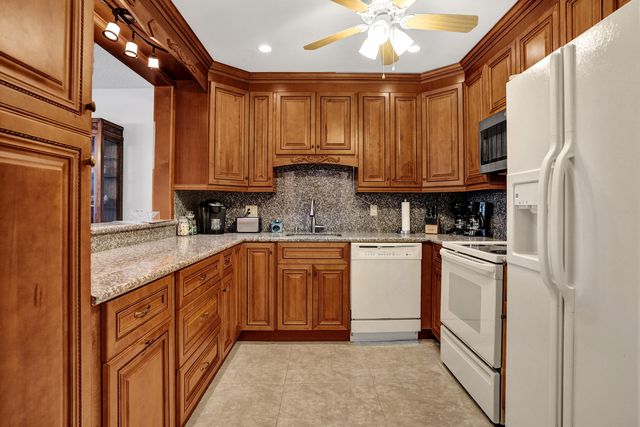 4770 NW 21st Street 306, Lauderhill, FL 33313