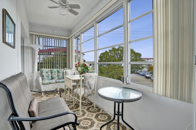 4770 NW 21st Street 306, Lauderhill, FL 33313