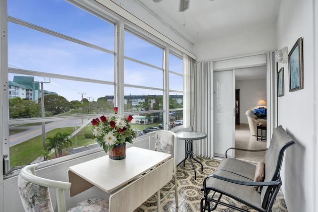 4770 NW 21st Street 306, Lauderhill, FL 33313