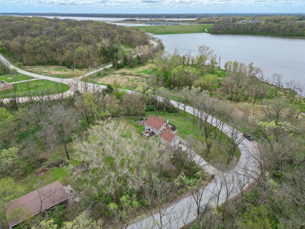 5550 NW 110th Place, Polk City, IA 50226