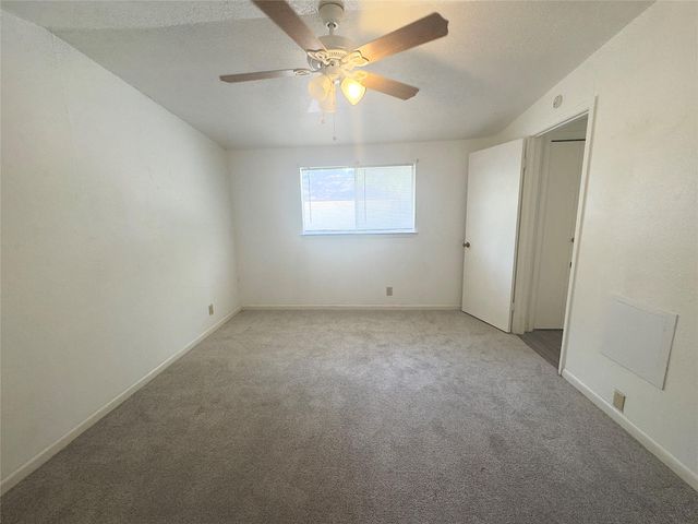 309 S Guadalupe ST C, Lockhart, TX 78644
