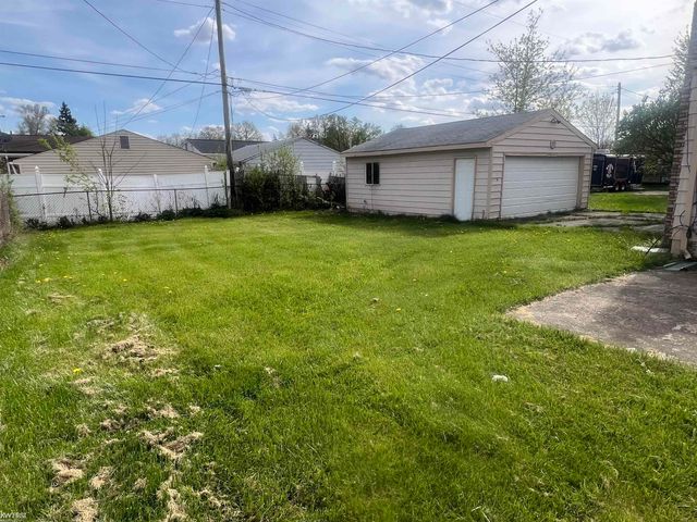 1709 W Home Avenue, Flint, MI 48504