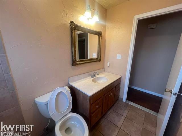 1709 W Home Avenue, Flint, MI 48504