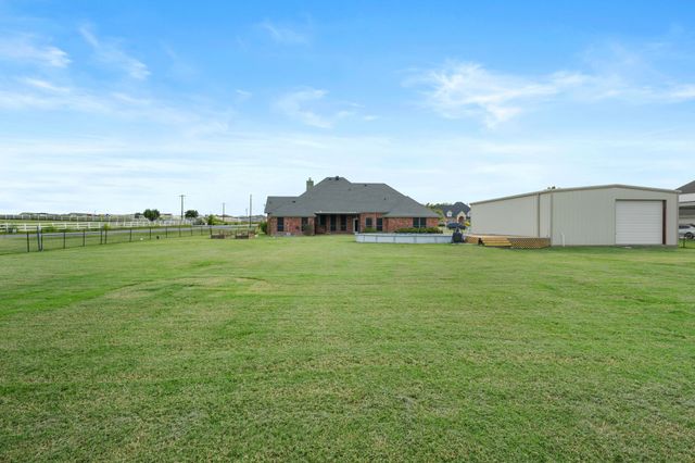 14000 Prairie Circle, Forney, TX 75126