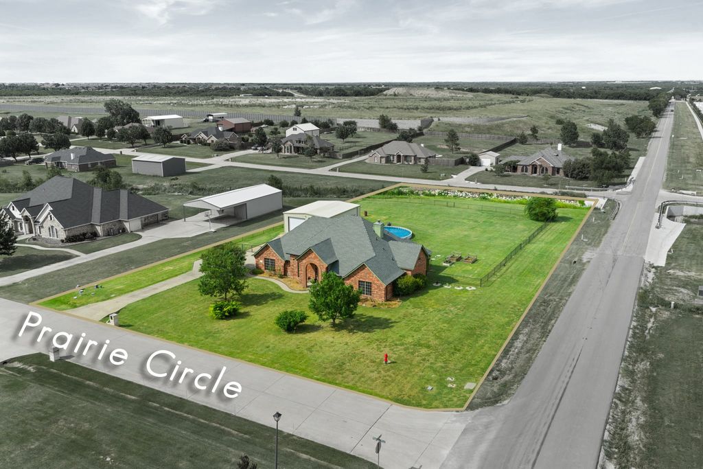 14000 Prairie Circle, Forney, TX 75126
