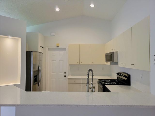 1409 Sabal Trail, Weston, FL 33327