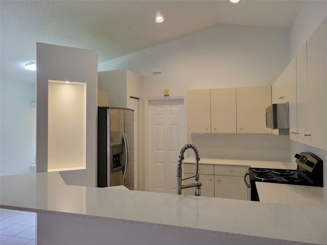 1409 Sabal Trail, Weston, FL 33327