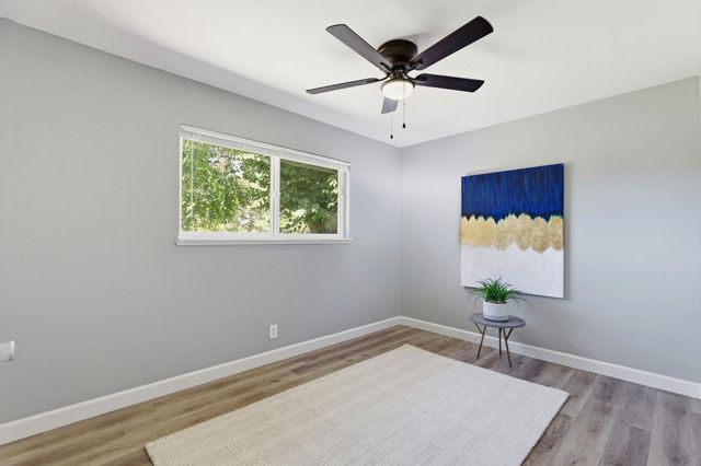 5180 28th St, Sacramento, CA 95820