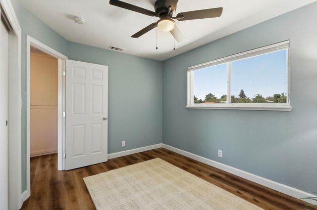5180 28th St, Sacramento, CA 95820