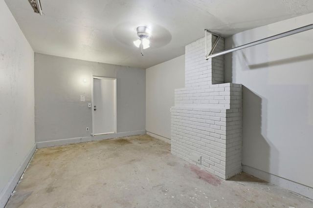 5180 28th St, Sacramento, CA 95820