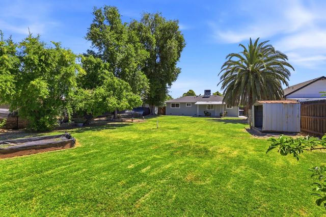 5180 28th St, Sacramento, CA 95820