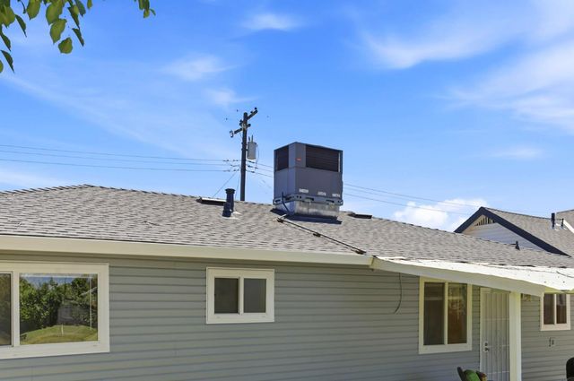 5180 28th St, Sacramento, CA 95820