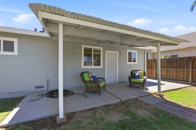 5180 28th St, Sacramento, CA 95820