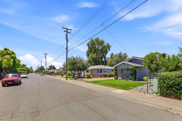 5180 28th St, Sacramento, CA 95820