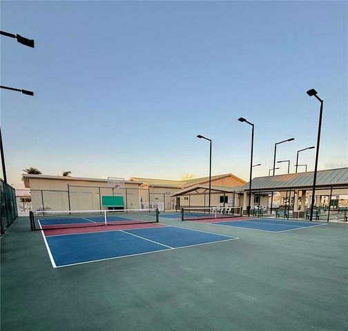 615 S GREEN CIRCLE, Venice, FL 34285
