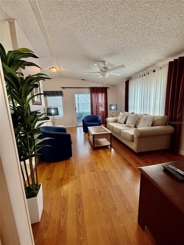 615 S GREEN CIRCLE, Venice, FL 34285