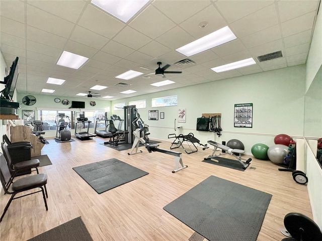 615 S GREEN CIRCLE, Venice, FL 34285