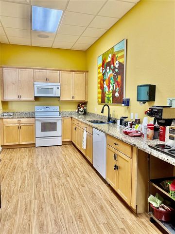 615 S GREEN CIRCLE, Venice, FL 34285