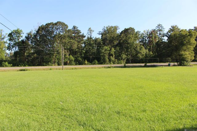 13505 Springfield Rd, Walker, LA 70785