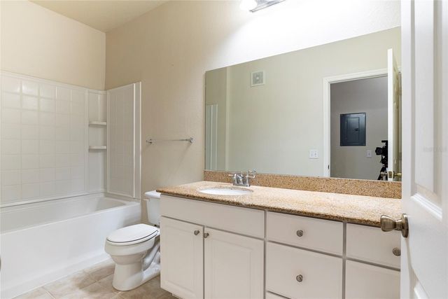 417 SOUTHERN PECAN CIRCLE 205, Winter Garden, FL 34787