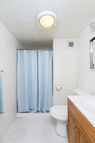 6 Whittier Place 4N, Boston, MA 02114