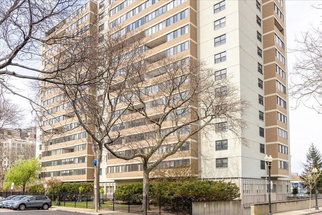 6 Whittier Place 4N, Boston, MA 02114