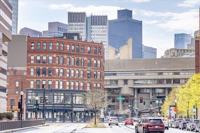 6 Whittier Place 4N, Boston, MA 02114