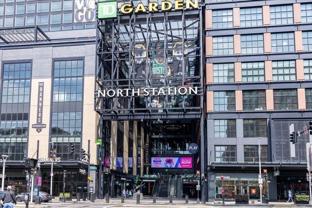 6 Whittier Place 4N, Boston, MA 02114