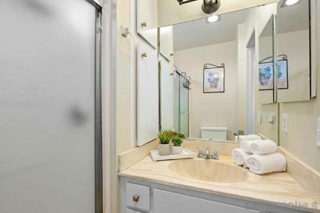 477 S Lincoln Ave, El Cajon, CA 92020