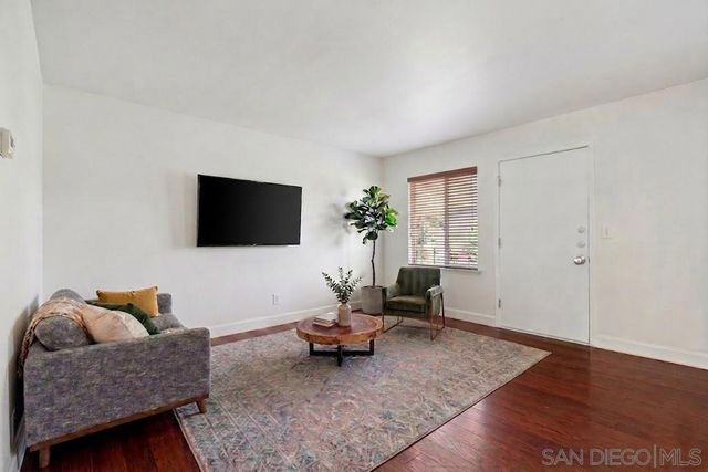 477 S Lincoln Ave, El Cajon, CA 92020
