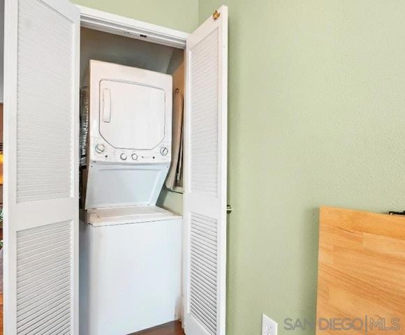 477 S Lincoln Ave, El Cajon, CA 92020