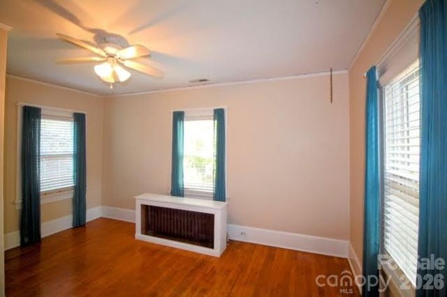 8 Colonial Place, Asheville, NC 28804