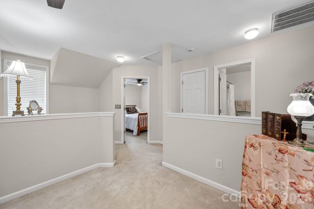 5757 Fox Ridge Lane, Winston Salem, NC 27104