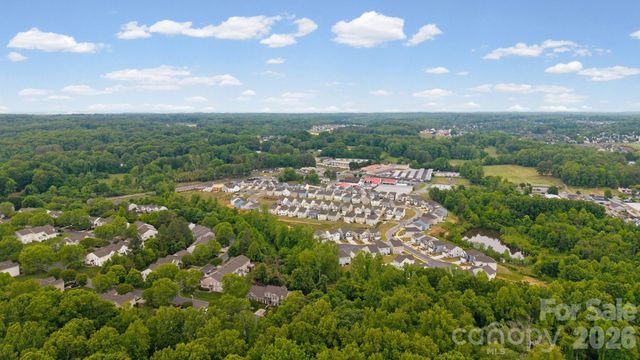 5757 Fox Ridge Lane, Winston Salem, NC 27104