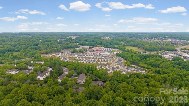 5757 Fox Ridge Lane, Winston Salem, NC 27104
