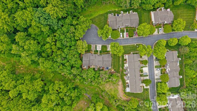 5757 Fox Ridge Lane, Winston Salem, NC 27104