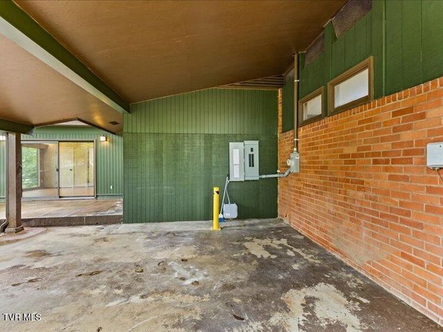 107 Oak Lane, Johnson City, TN 37604