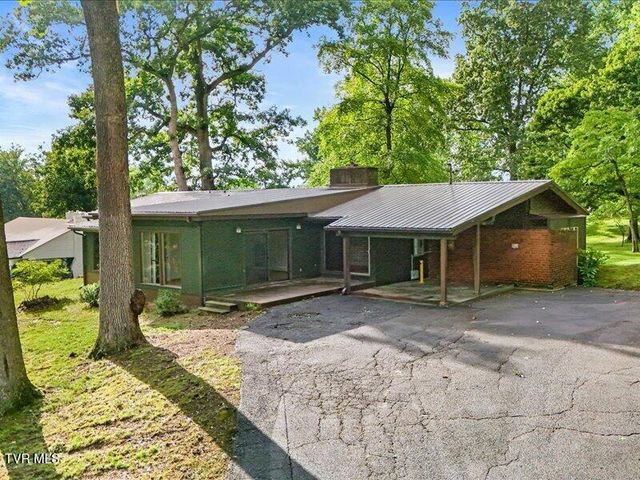107 Oak Lane, Johnson City, TN 37604
