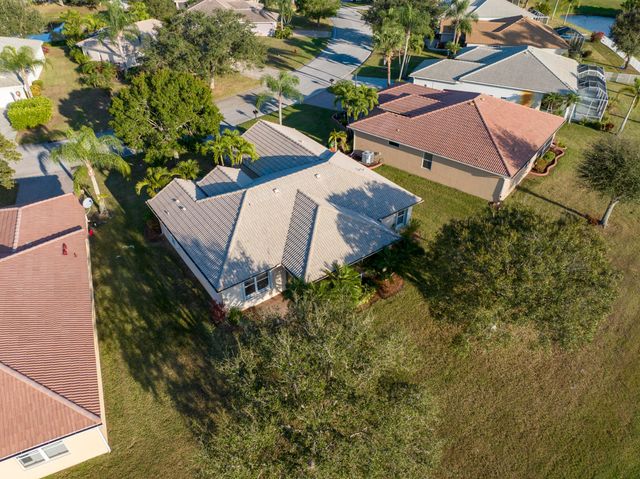 558 Waverly Circle, Port St. Lucie, Port St Lucie, FL 34983