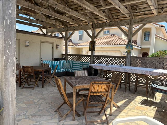 14813 Leeward Dr 502, Corpus Christi, TX 78418