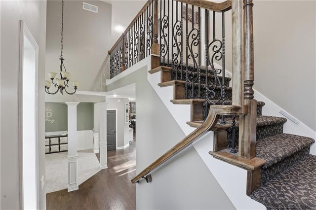 1502 Cross Creek Drive, Raymore, MO 64083
